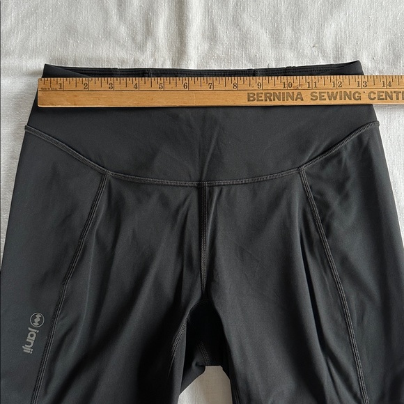 Janji Pace Shorts Midnight M - Picture 5 of 8